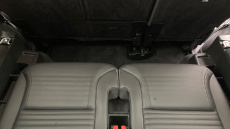 Land Rover Discovery 3.0 D300 Dynamic SE 5dr Auto Diesel Station Wagon